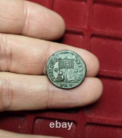 #06-38 Constantine I Nummus/Follis Lyon PLG VIRTVS EXERCIT TRES RARE