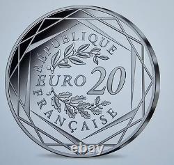 JO PARIS 2024 BOX WITH 20 EURO COIN FLAME RELAY very rare