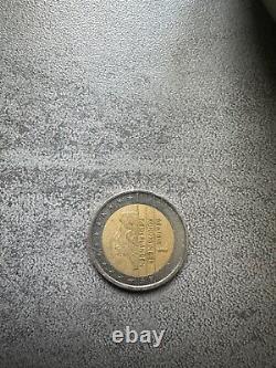 Rare 2 euro coins Queen Elizabeth year 2000 in very good condition