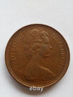 Rare coins Elizabeth II in very good condition - 1 from 1971 and the 2nd from 1983.