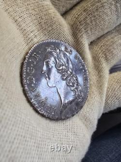 Shield with Headband 1759 of Very Rare Quality and Splendid Patina