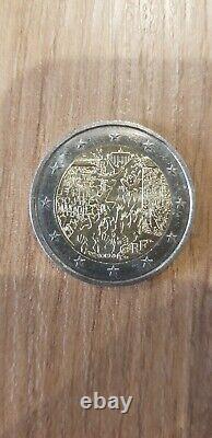 Translation: Commemorative 2 Euros Piece 30th Anniversary Fall of the Berlin Wall Rare in very good condition 2019