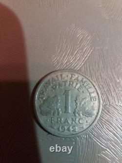 VERY RARE 1 FRANC Coin from 1942 Type BAZOR LOW WEIGHT 1.3 g ALU TTB