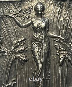 Very Rare Silver Medal First Centenary of CHILE 1810-1910 René LALIQUE