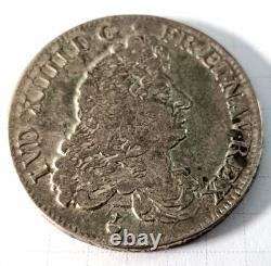 Very Rare and Superb Louis XIV 1/2 Écu of Flanders 1685 X (Amiens) (Globe) R2