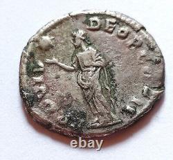 Very rare R3 silver denarius of Emperor Pertinax 193 weight 2.9 grams diameter 18 mm