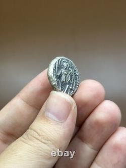 Very rare ancient solid silver coin from the Kushan Empire Very rare ancient solid silver coin from the Kushan Empire