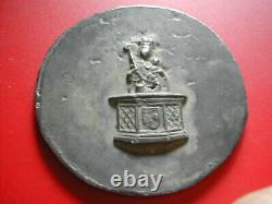 Amn. Lille Notre Dame De La Treille Tres Rare Et Grand Mereau En Etain 1613