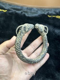 Beau bracelet en bronze grec romain ancien très rare avec têtes de cerf