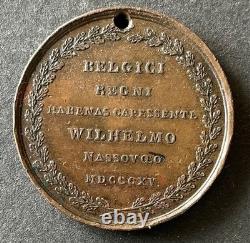 Pays-Bas Très Rare et Jolie Médaille de Bruxelles en Bronze 1816