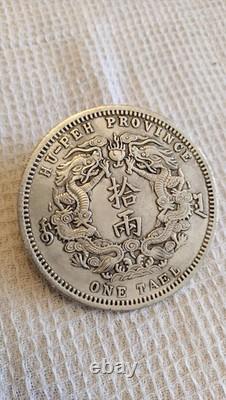 Rare pièces commémoratives dragon dynastie (QING), argent dollars, très bon état