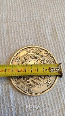 Rare pièces commémoratives dragon dynastie (QING), argent dollars, très bon état