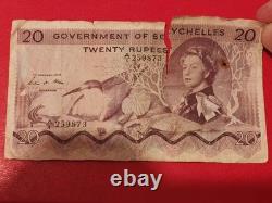 TRES RARE billet de 20 rupees 1974 des Seychelles