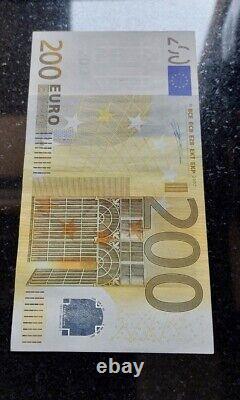 Très Rare Billet de banque/Banknote 200 EURO 2002 W. Duisenberg FRANCE U T001