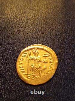 Très Rare JUSTIN II SOLIDUS OR de 575 578 Apr. J. C Sous Constantinople