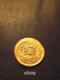 Très Rare JUSTIN II SOLIDUS OR de 575 578 Apr. J. C Sous Constantinople