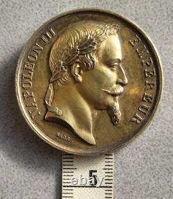 Très Rare Médaille en argent doré Napoléon III par BARRE, NON ATTRIBUEE! SUP