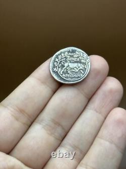 Très rare pièce de monnaie grecque ancienne en argent avec deux visages de ro