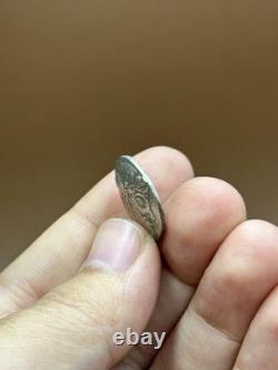 Très rare pièce de monnaie grecque ancienne enduite d'argent avec image