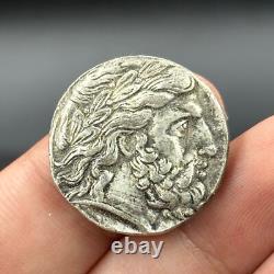 Très unique et rare image roi pièce de monnaie grecque ancienne plaquée argent
