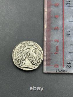 Très unique et rare image roi pièce de monnaie grecque ancienne plaquée argent
